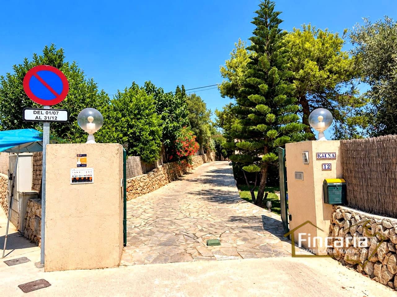 3 chambre Villa/Maison à vendre à Es Castell avec piscine garage - 955 000 € (Ref: 10174796)