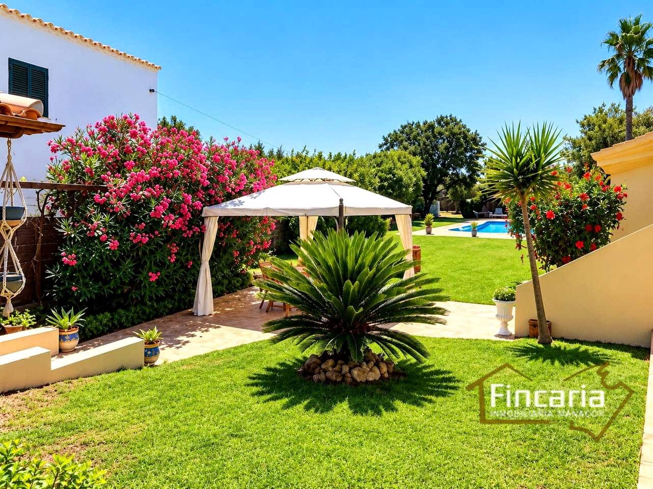 3 chambre Villa/Maison à vendre à Es Castell avec piscine garage - 955 000 € (Ref: 10174796)
