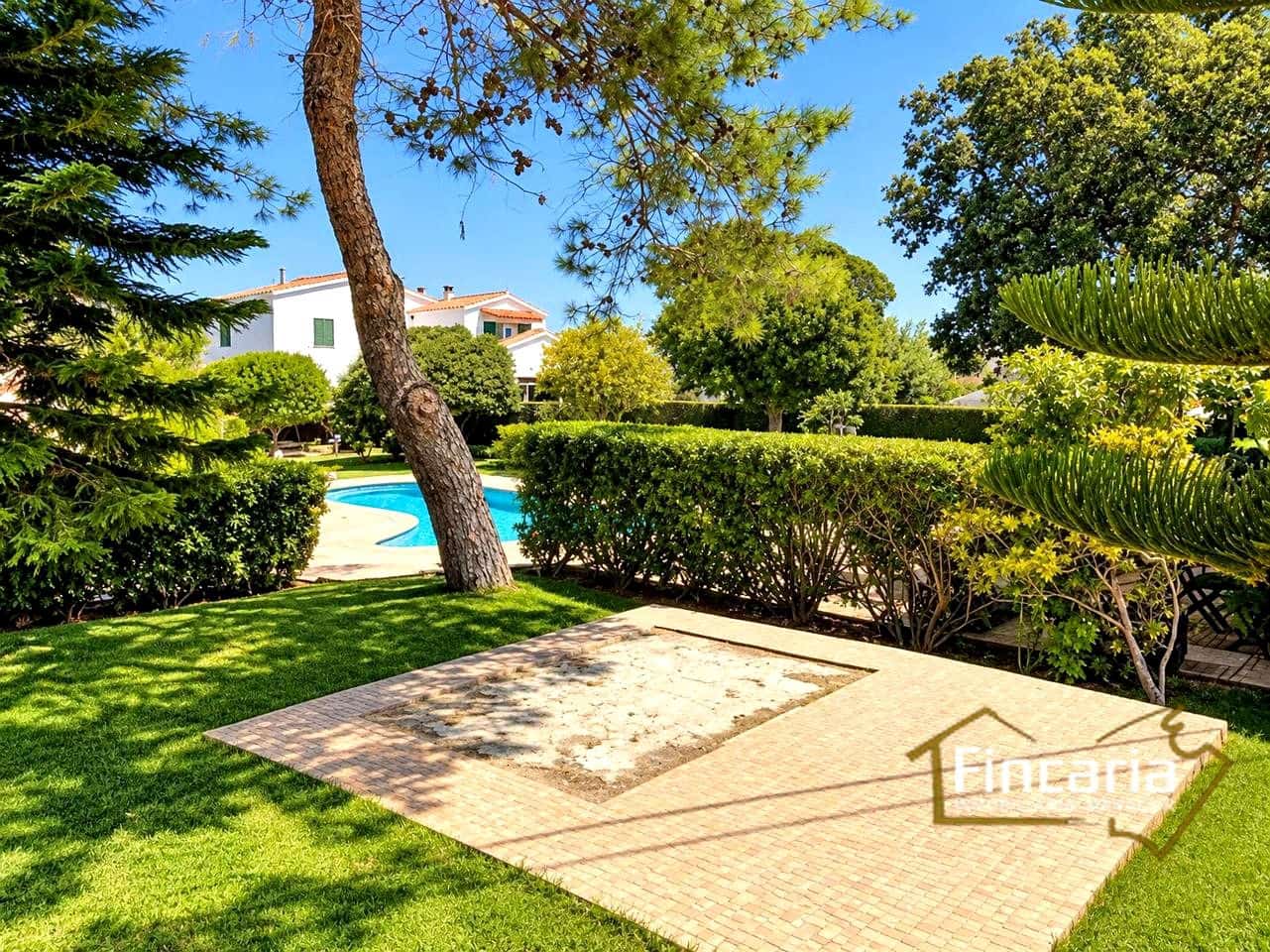 3 chambre Villa/Maison à vendre à Es Castell avec piscine garage - 955 000 € (Ref: 10174796)