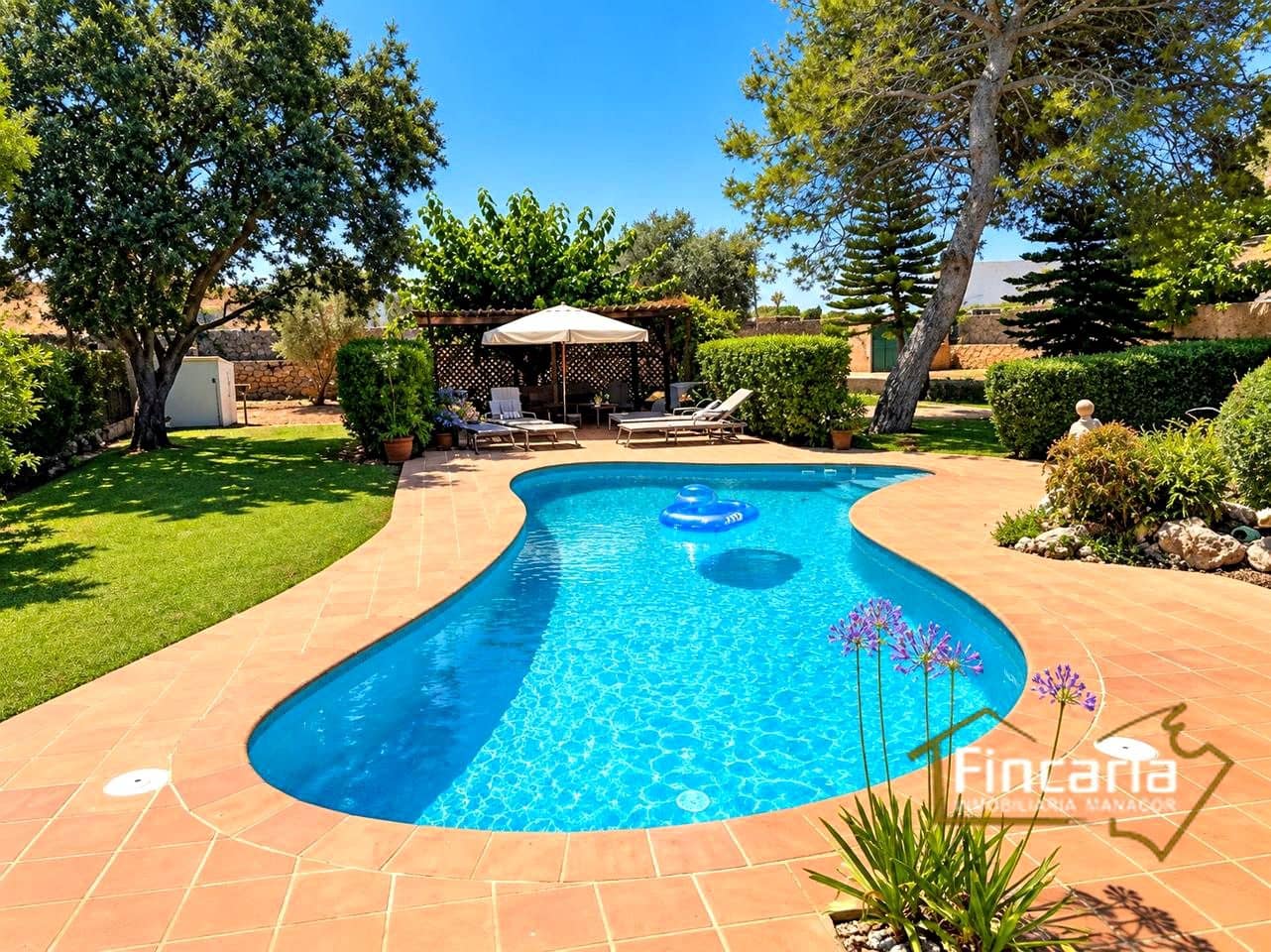3 chambre Villa/Maison à vendre à Es Castell avec piscine garage - 955 000 € (Ref: 10174796)
