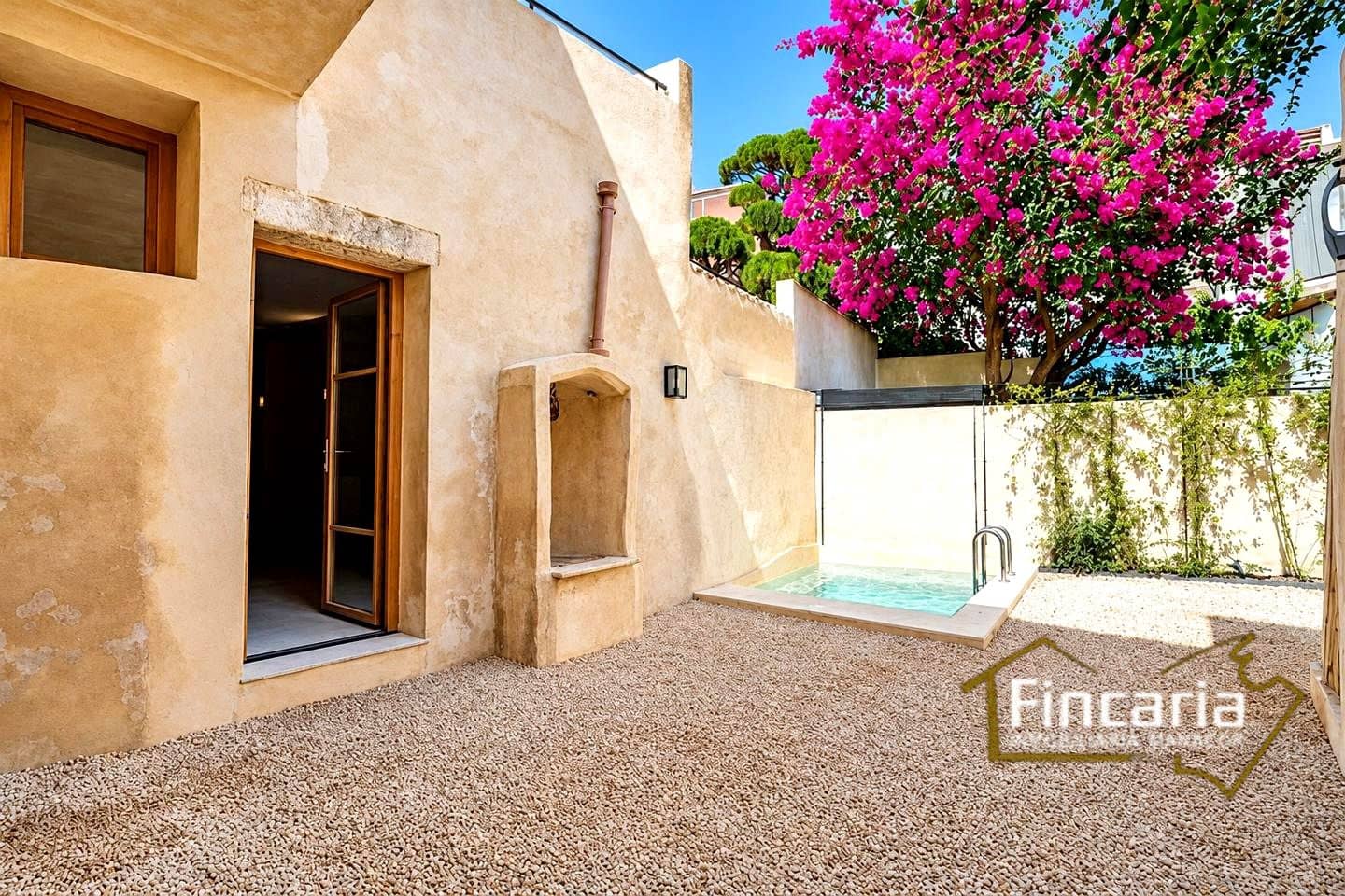 5 bedroom Villa for sale in Algaida with pool garage - € 1,190,000 (Ref: 10181888)