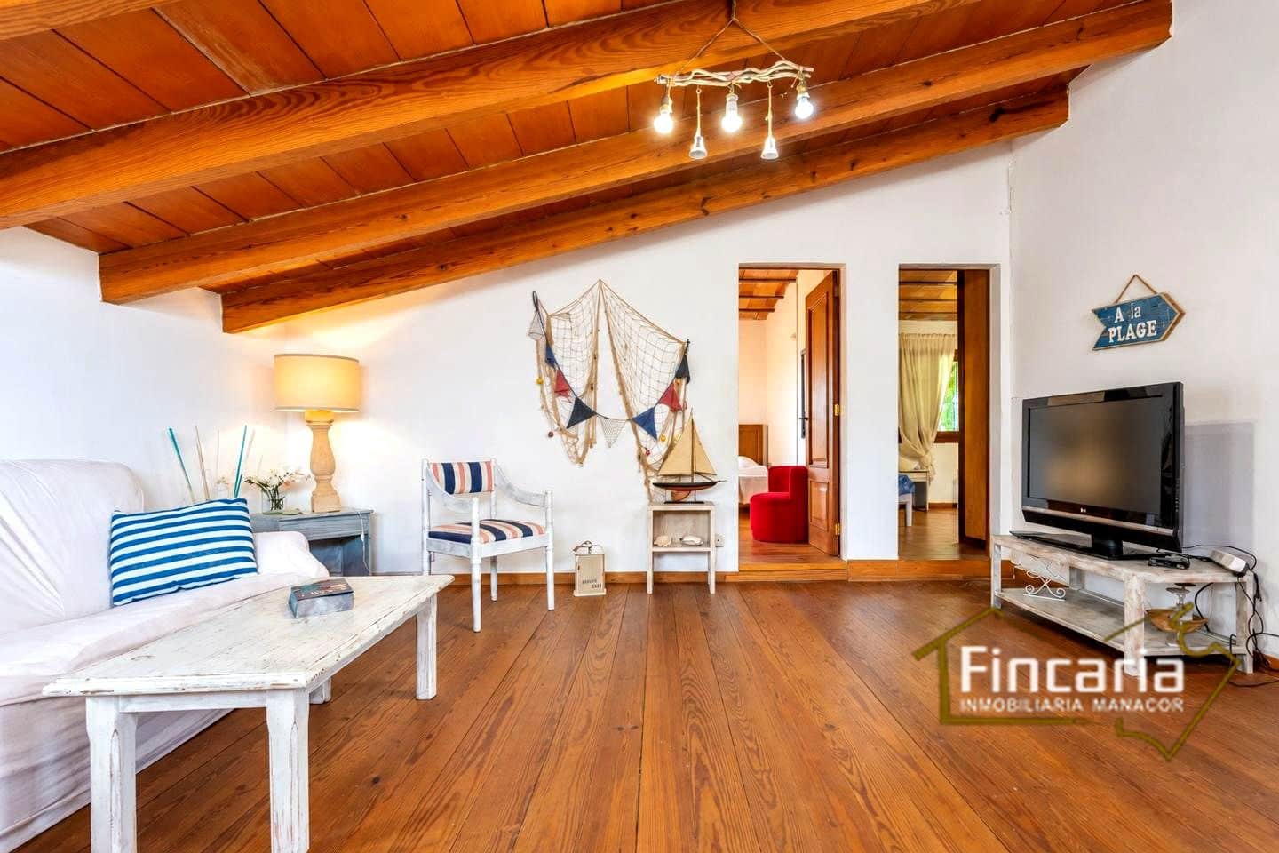 5 bedroom Finca/Country House for rent in Manacor with pool garage - € 5,000 (Ref: 10181889)