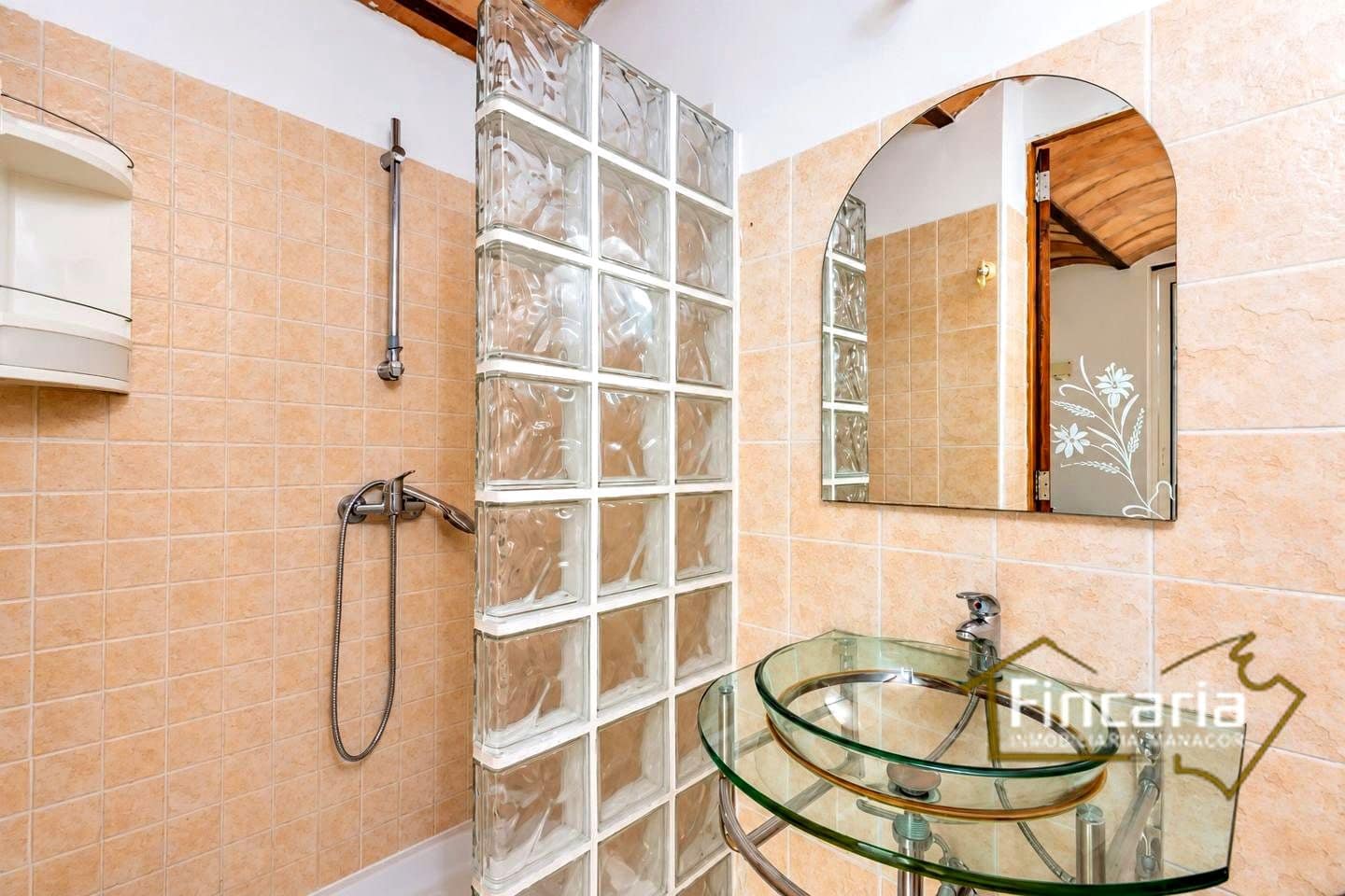 5 bedroom Finca/Country House for rent in Manacor with pool garage - € 5,000 (Ref: 10181889)
