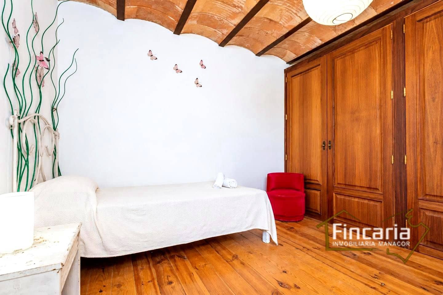 5 bedroom Finca/Country House for rent in Manacor with pool garage - € 5,000 (Ref: 10181889)