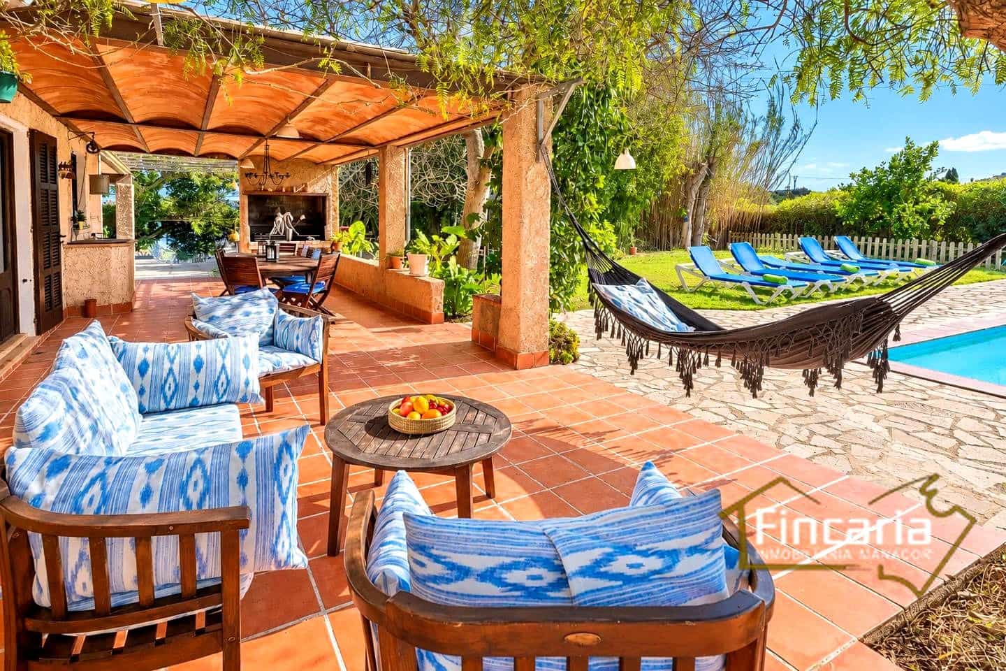 5 bedroom Finca/Country House for rent in Manacor with pool garage - € 5,000 (Ref: 10181889)