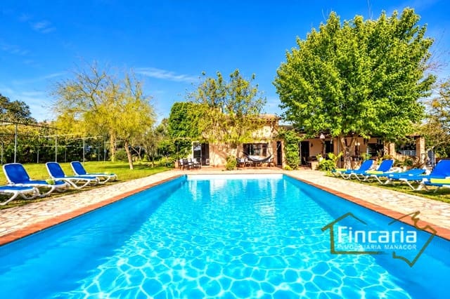 5 bedroom Finca/Country House for rent in Manacor with pool garage - € 5,000 (Ref: 10181889)