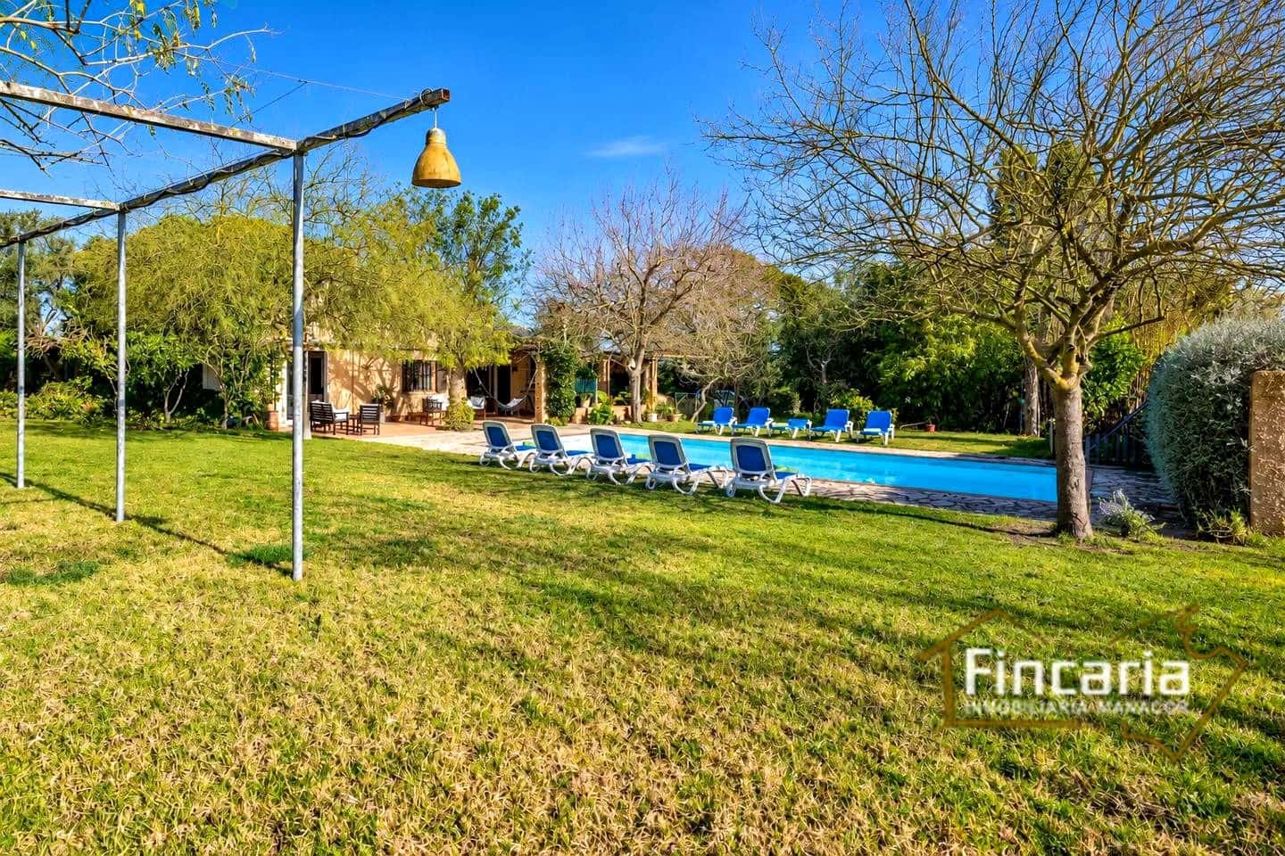 5 bedroom Finca/Country House for rent in Manacor with pool garage - € 5,000 (Ref: 10181889)