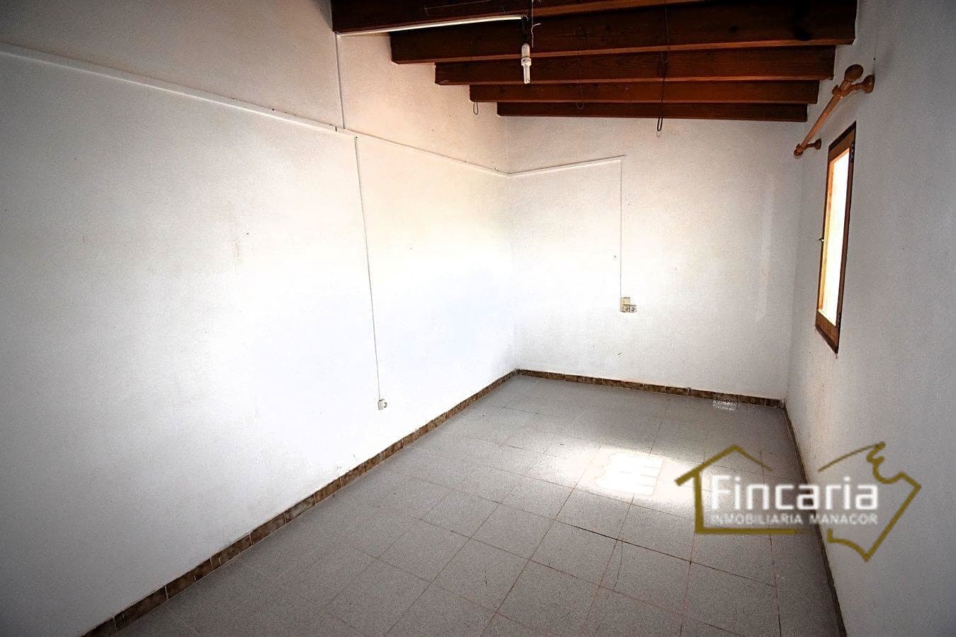 5 soveværelse Finca/Landehus til salg i Manacor - € 199.000 (Ref: 8822762)