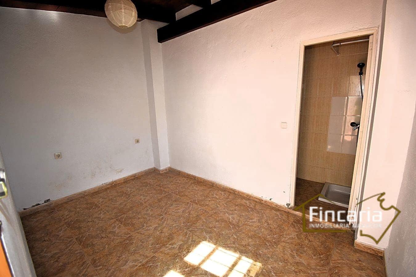 5 soveværelse Finca/Landehus til salg i Manacor - € 199.000 (Ref: 8822762)