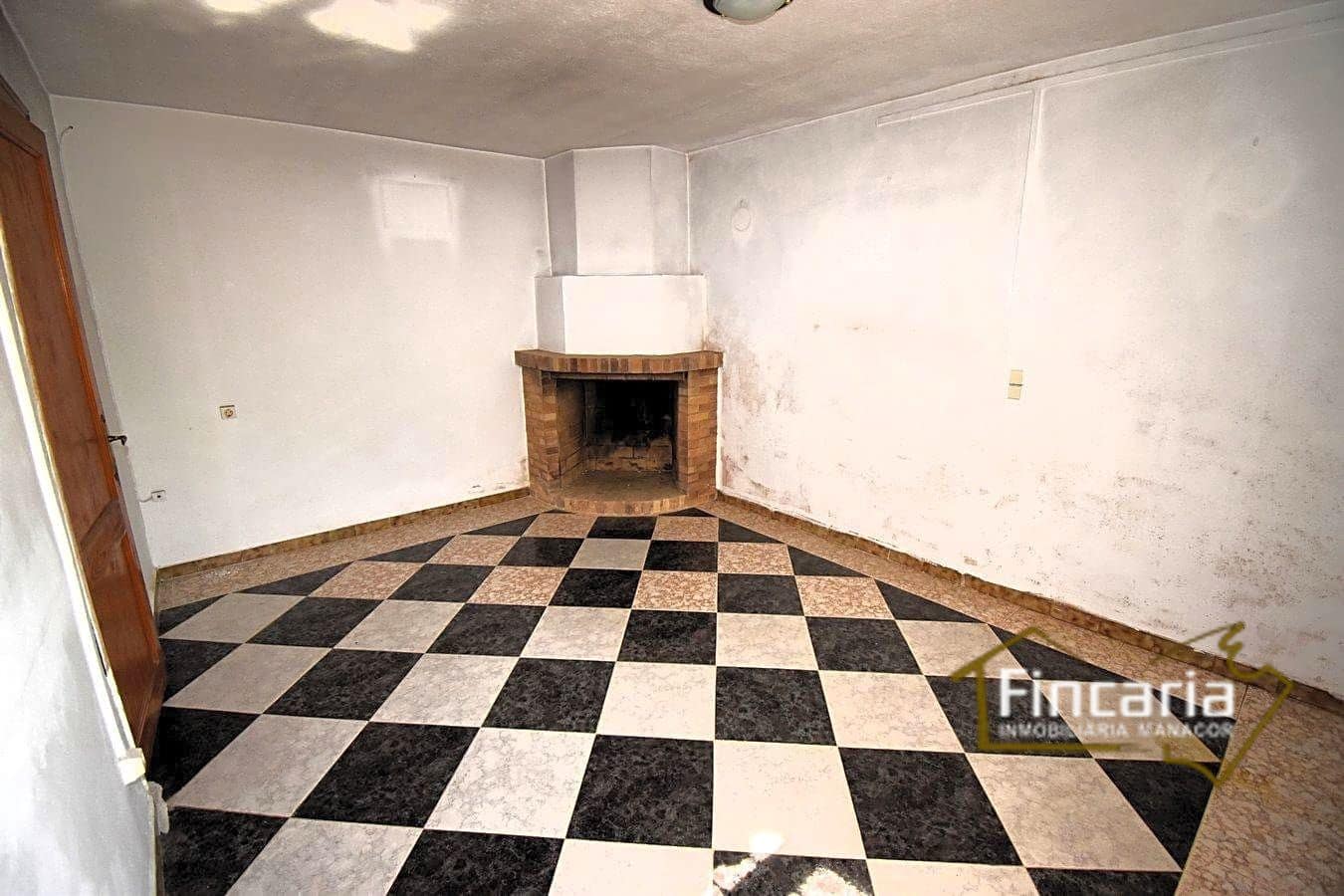 5 soveværelse Finca/Landehus til salg i Manacor - € 199.000 (Ref: 8822762)