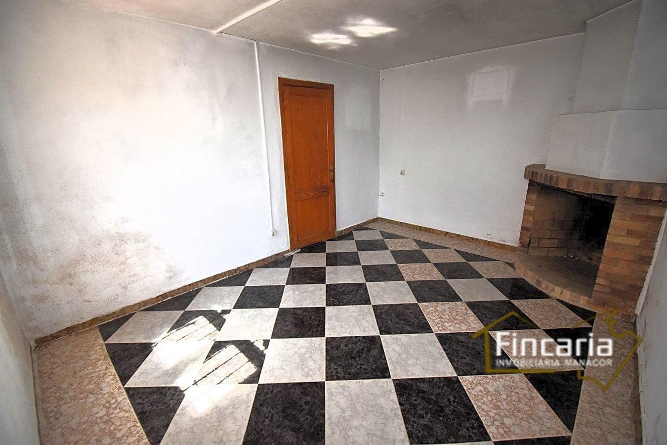 5 soveværelse Finca/Landehus til salg i Manacor - € 199.000 (Ref: 8822762)