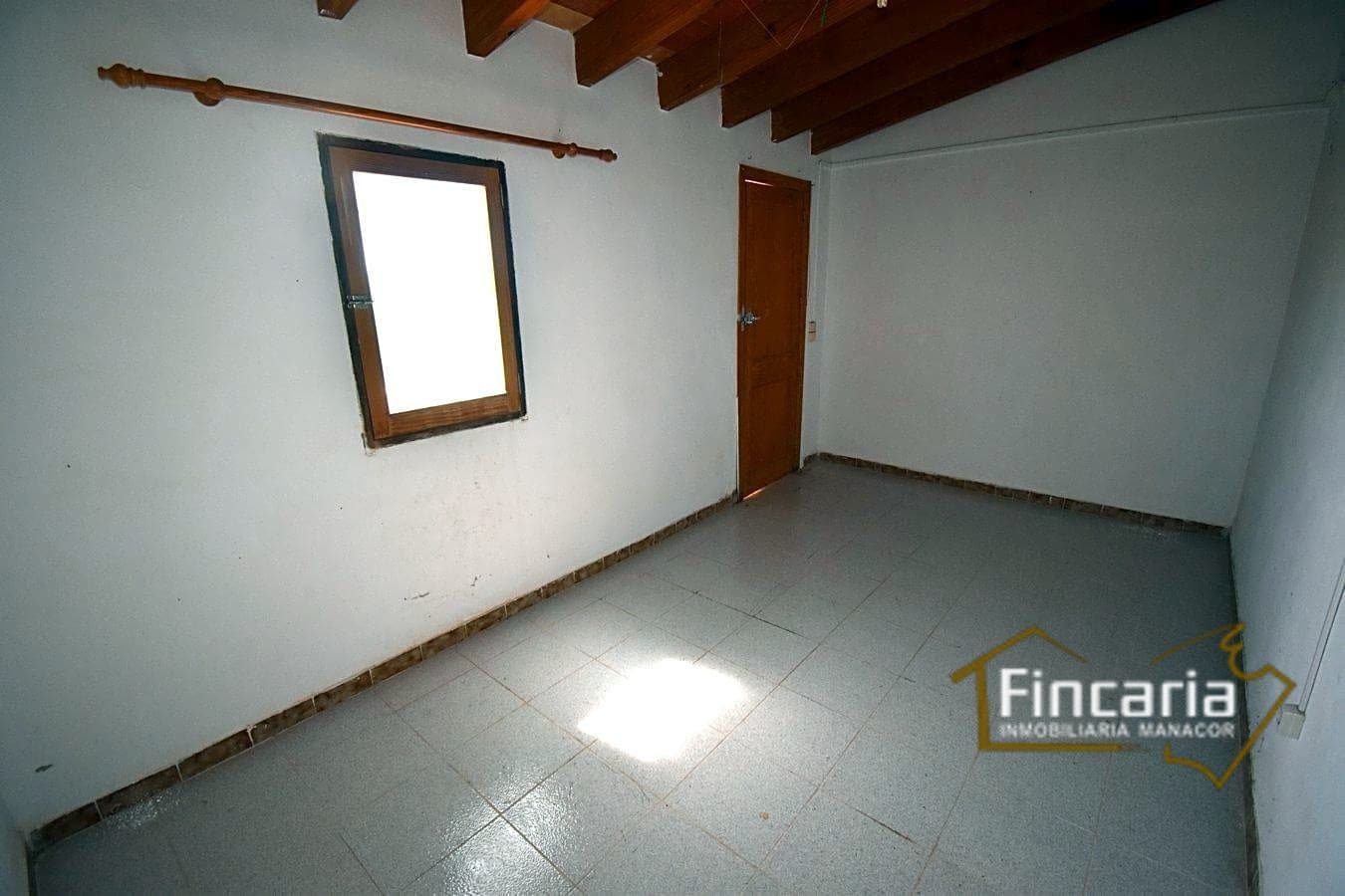 5 soveværelse Finca/Landehus til salg i Manacor - € 199.000 (Ref: 8822762)