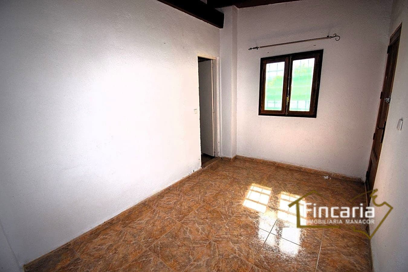 5 soveværelse Finca/Landehus til salg i Manacor - € 199.000 (Ref: 8822762)