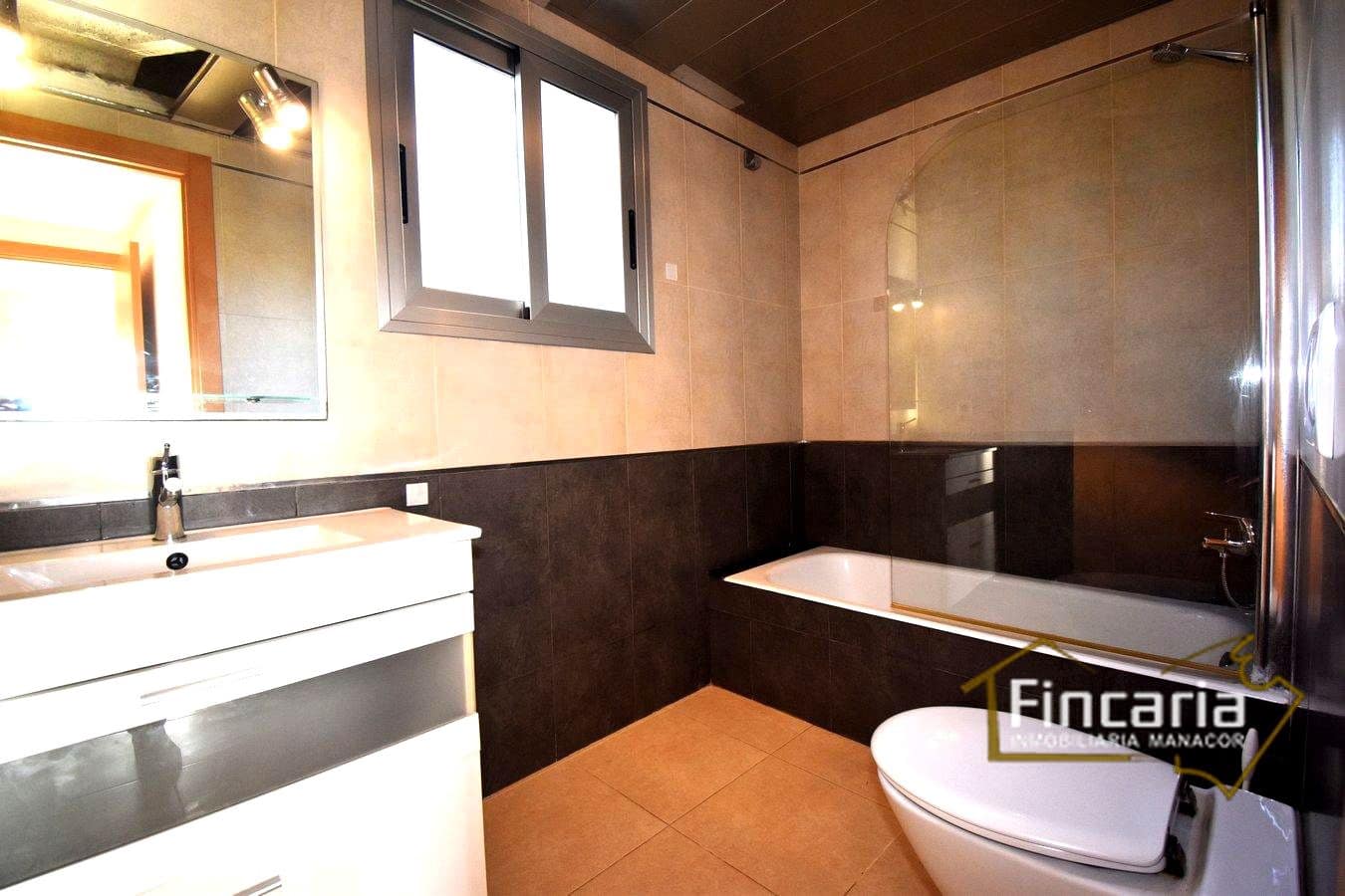 2 soveværelse Lejlighed til salg i Portocristo / Port de Manacor med garage - € 450.000 (Ref: 8822764)