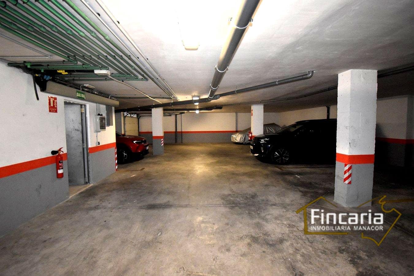 2 bedroom Flat for sale in Portocristo / Port de Manacor with garage - € 450,000 (Ref: 8822764)