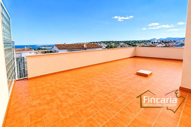Piso de 2 habitaciones en Portocristo / Port de Manacor, Manacor en venta con garaje - 450.000 € (Ref: 8822764)