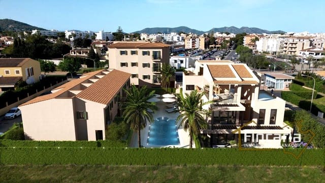 4 soveværelse Villa til salg i Cala Millor, Son Servera med swimmingpool garage - € 650.000 (Ref: 8822789)