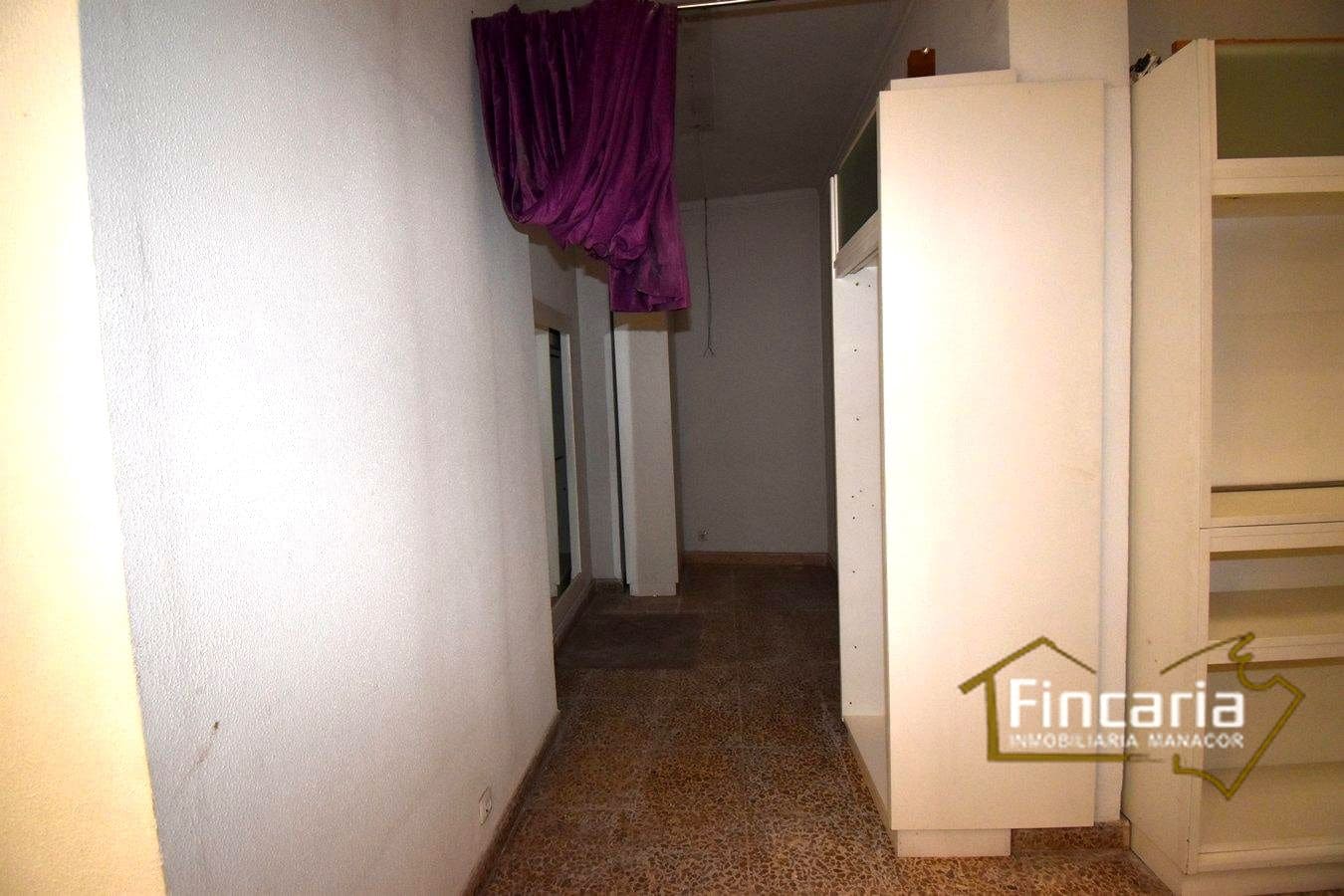 4 quarto Empresa para arrendar em Manacor - 1 500 € (Ref: 8822794)