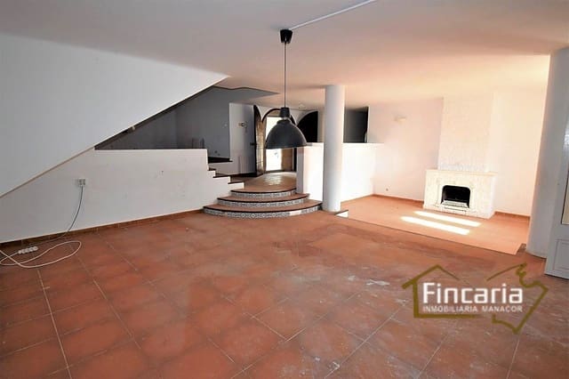 4 slaapkamer Finca/Landhuis te koop in L'Horta / S'Horta, Felanitx met zwembad - € 895.000 (Ref: 8822811)