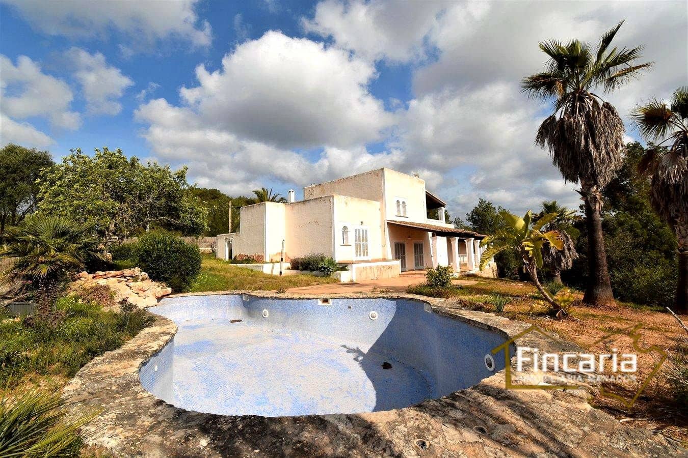 4 soveværelse Finca/Landehus til salg i L'Horta / S'Horta med swimmingpool - € 895.000 (Ref: 8822811)