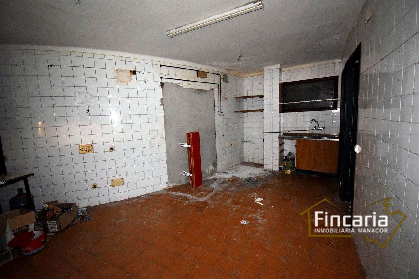 2 bedroom Business for sale in Portocristo / Port de Manacor - € 82,000 (Ref: 8822814)