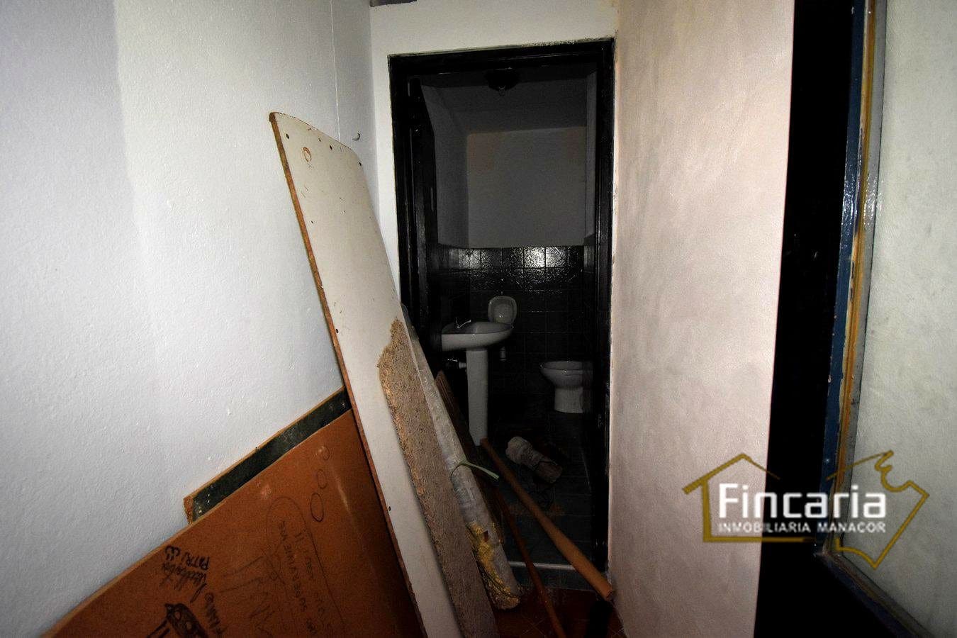 2 bedroom Business for sale in Portocristo / Port de Manacor - € 82,000 (Ref: 8822814)