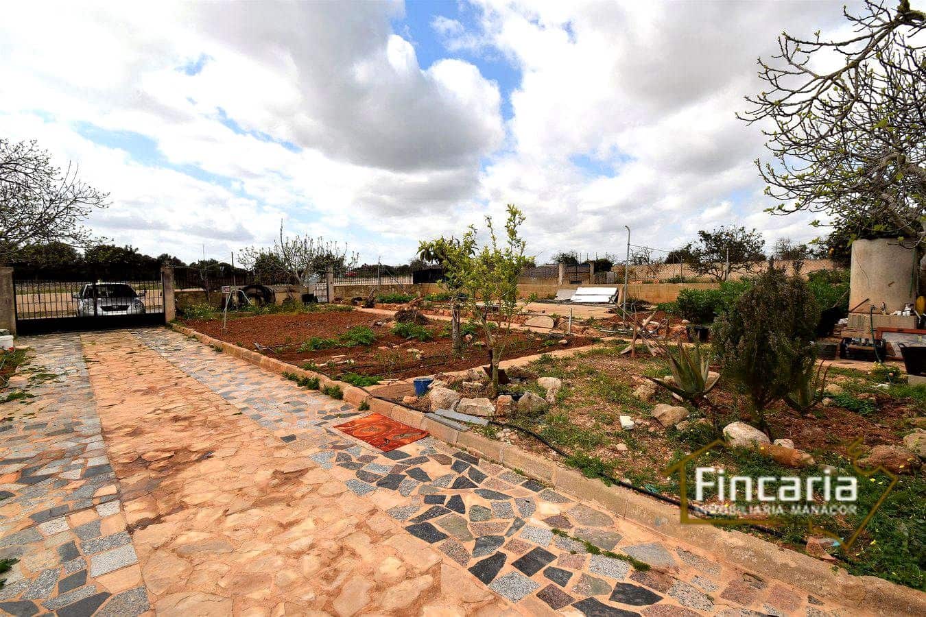 3 bedroom Finca/Country House for sale in Portocristo / Port de Manacor - € 380,000 (Ref: 8822817)