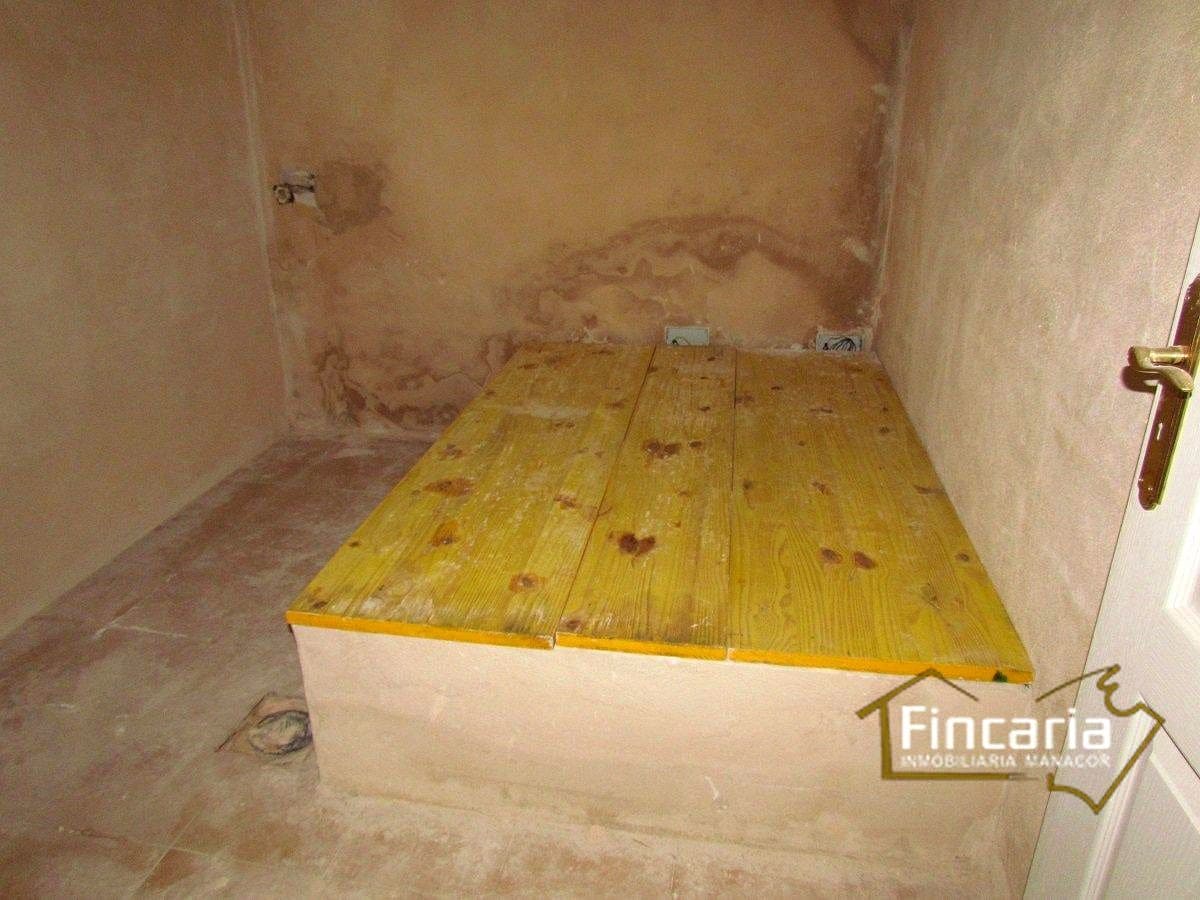 6 bedroom Business for sale in Cala d'Or - € 118,000 (Ref: 8993225)