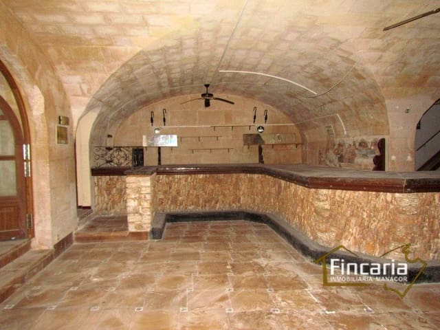 6 soveværelse Virksomhed til salg i Cala d'Or, Santanyí - € 118.000 (Ref: 8993225)