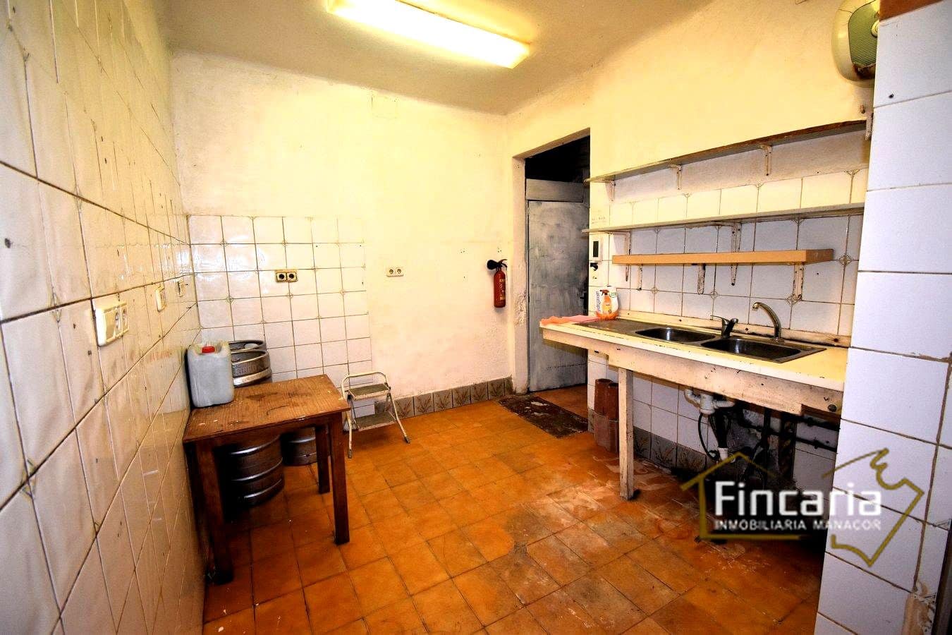 4 soveværelse Virksomhed til salg i Portocristo / Port de Manacor - € 180.000 (Ref: 9006571)
