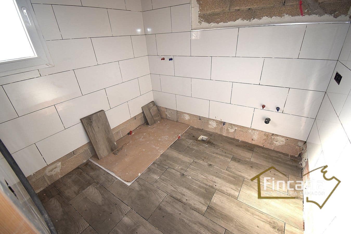 3 bedroom Finca/Country House for sale in Manacor - € 250,000 (Ref: 9448503)