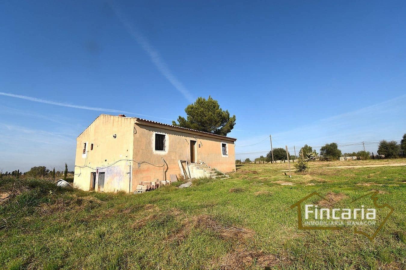 3 bedroom Finca/Country House for sale in Manacor - € 250,000 (Ref: 9448503)