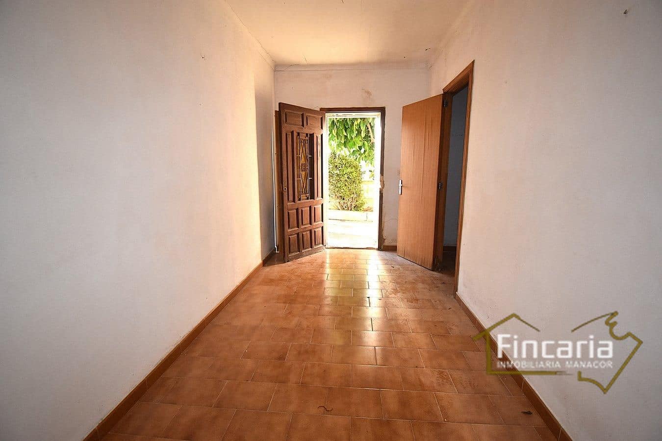 2 bedroom Villa for sale in S'Illot - € 289,000 (Ref: 9466133)