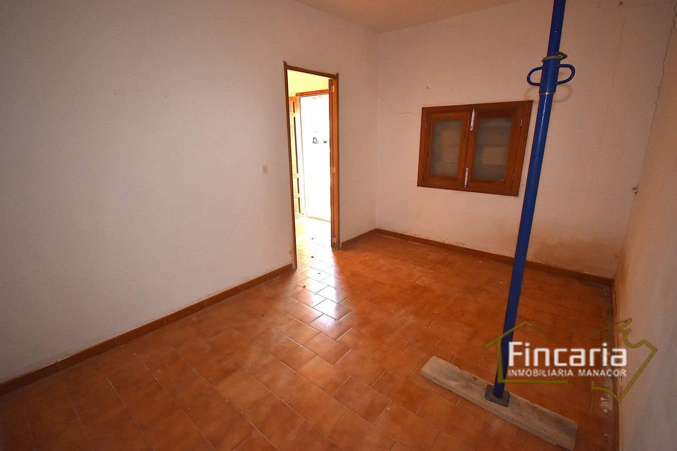 2 bedroom Villa for sale in S'Illot - € 289,000 (Ref: 9466133)