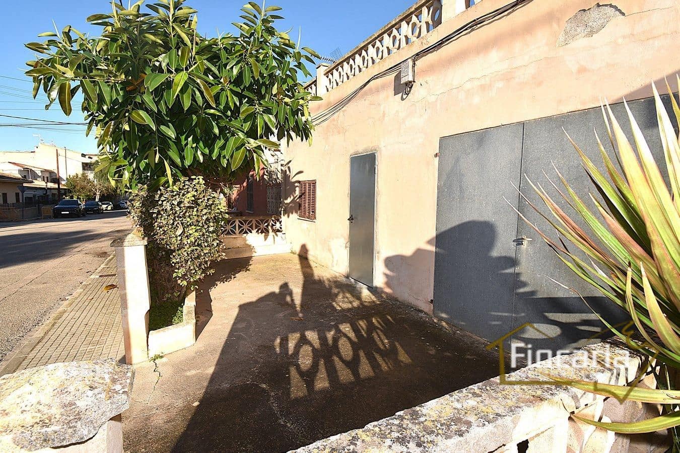 2 bedroom Villa for sale in S'Illot - € 289,000 (Ref: 9466133)