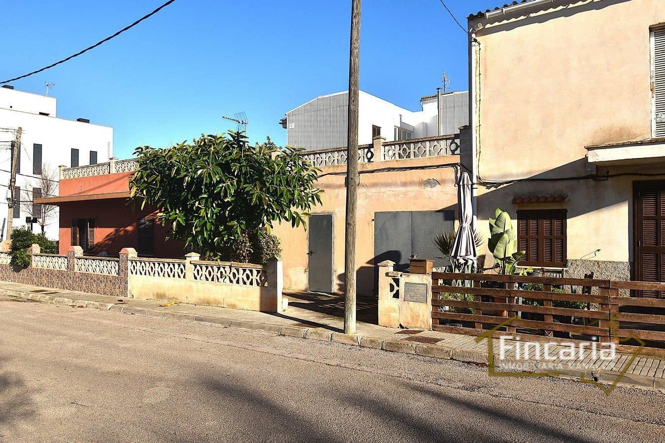 2 bedroom Villa for sale in S'Illot - € 289,000 (Ref: 9466133)