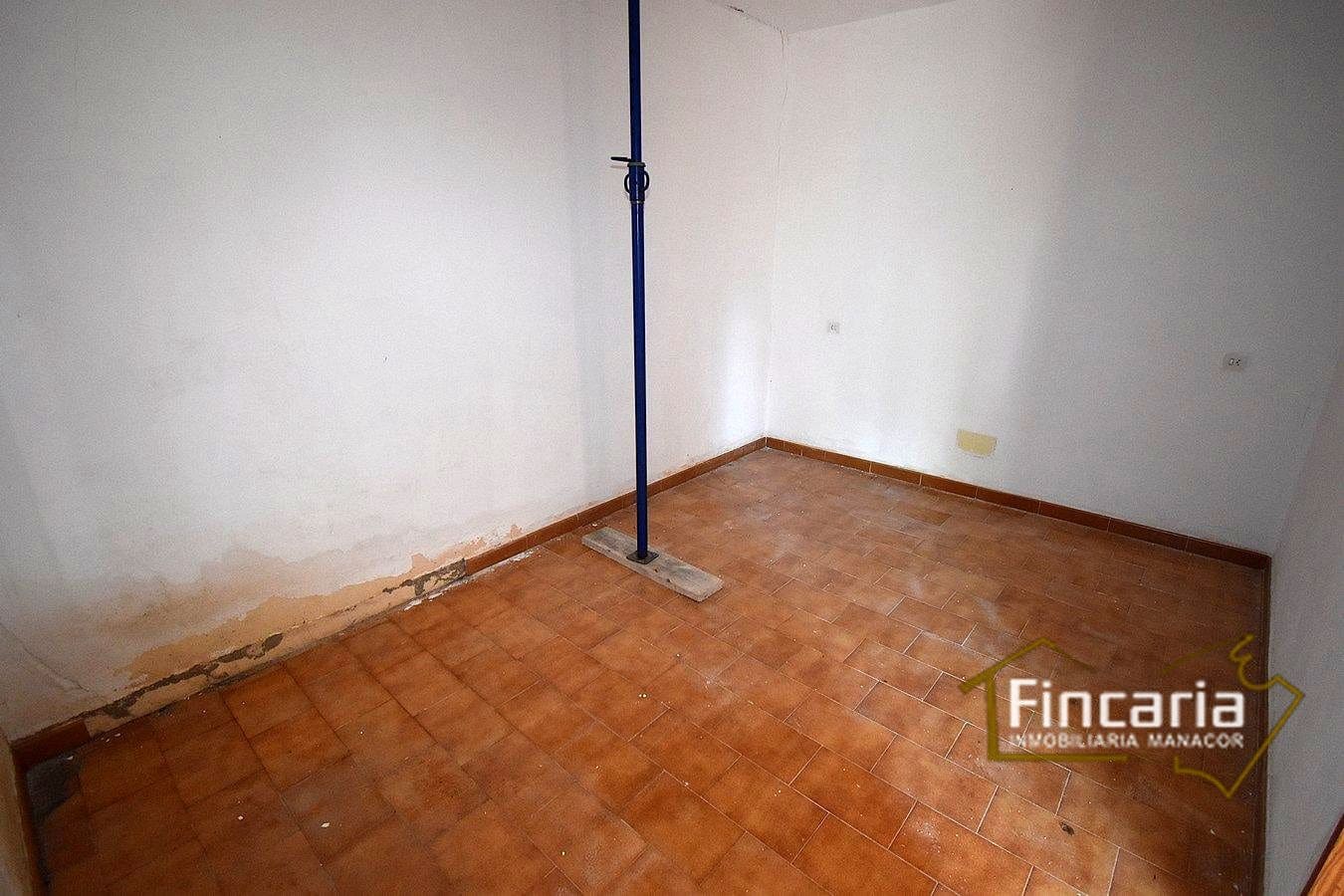 2 bedroom Villa for sale in S'Illot - € 259,000 (Ref: 9466133)