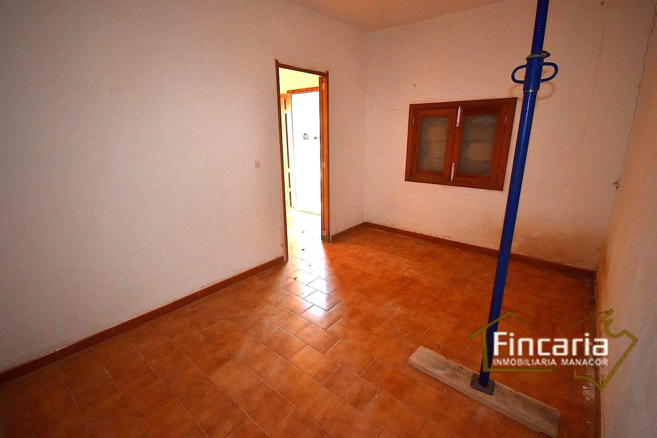 2 bedroom Villa for sale in S'Illot - € 259,000 (Ref: 9466133)