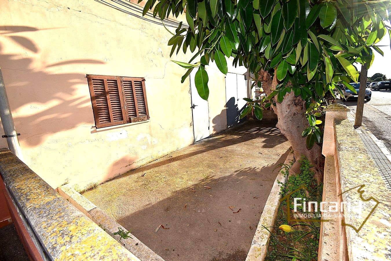 2 bedroom Villa for sale in S'Illot - € 259,000 (Ref: 9466133)