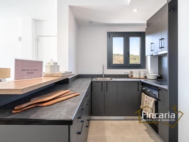 2 soverom Villa til salgs i Manacor med svømmebasseng garasje - € 380 000 (Ref: 9475725)