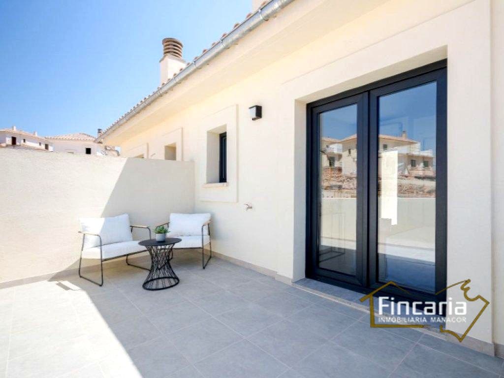 2 bedroom Villa for sale in Manacor with pool garage - € 380,000 (Ref: 9475725)