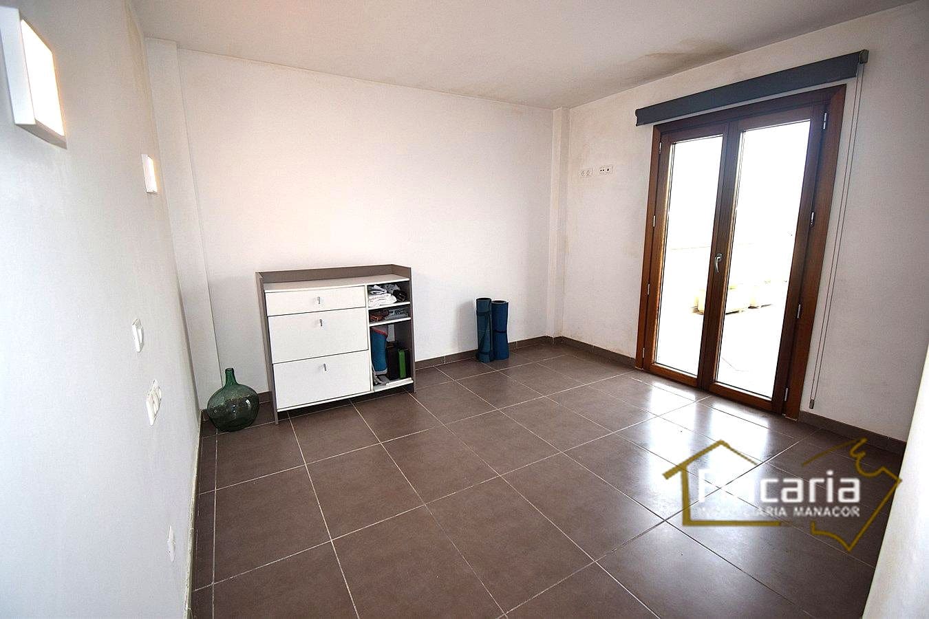 Piso de 3 habitaciones en Petra en venta - 335.000 € (Ref: 9484974)