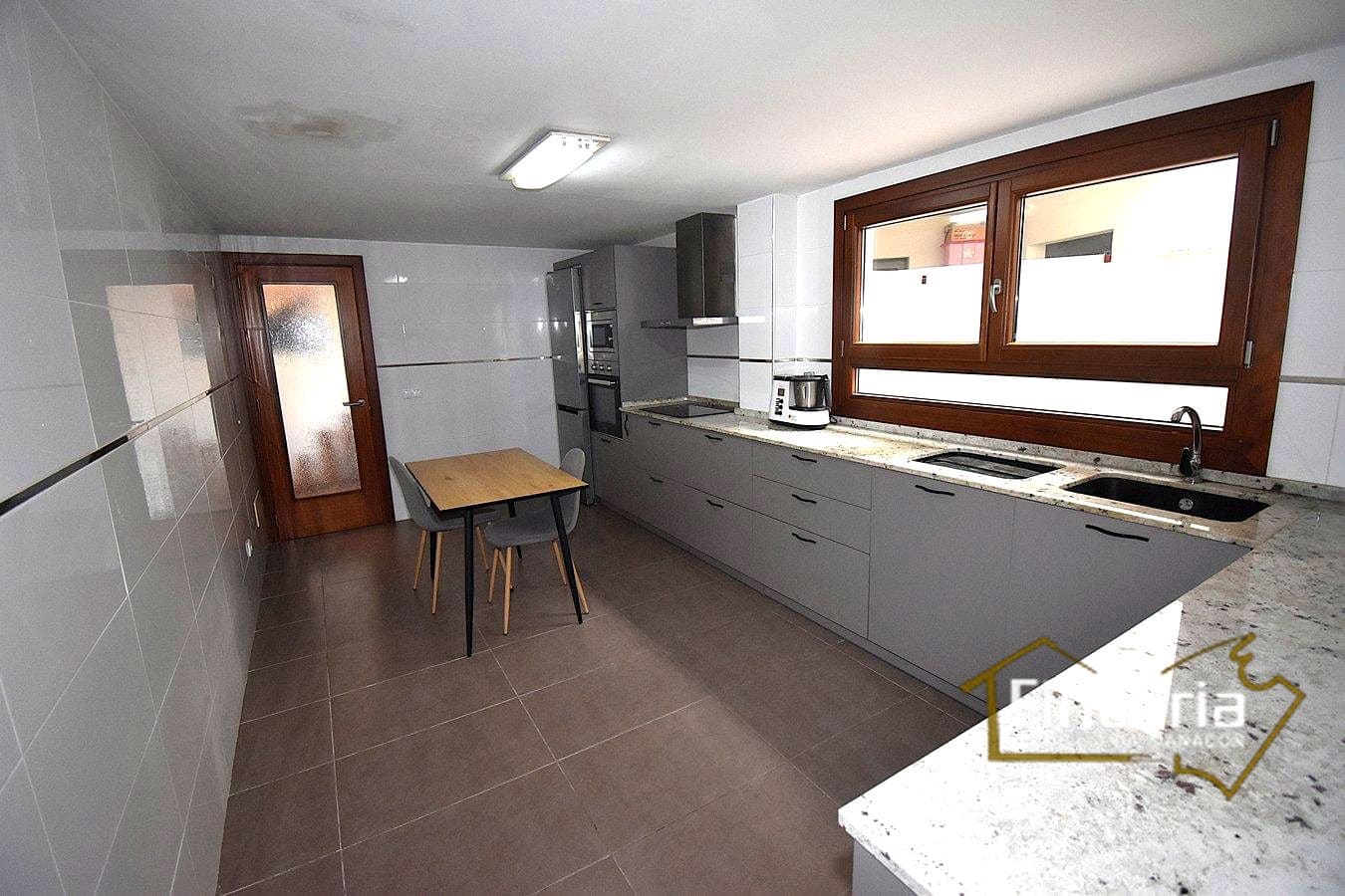 Piso de 3 habitaciones en Petra en venta - 335.000 € (Ref: 9484974)