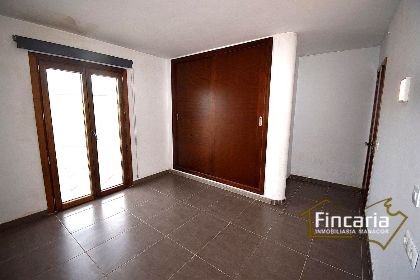 Piso de 3 habitaciones en Petra en venta - 335.000 € (Ref: 9484974)