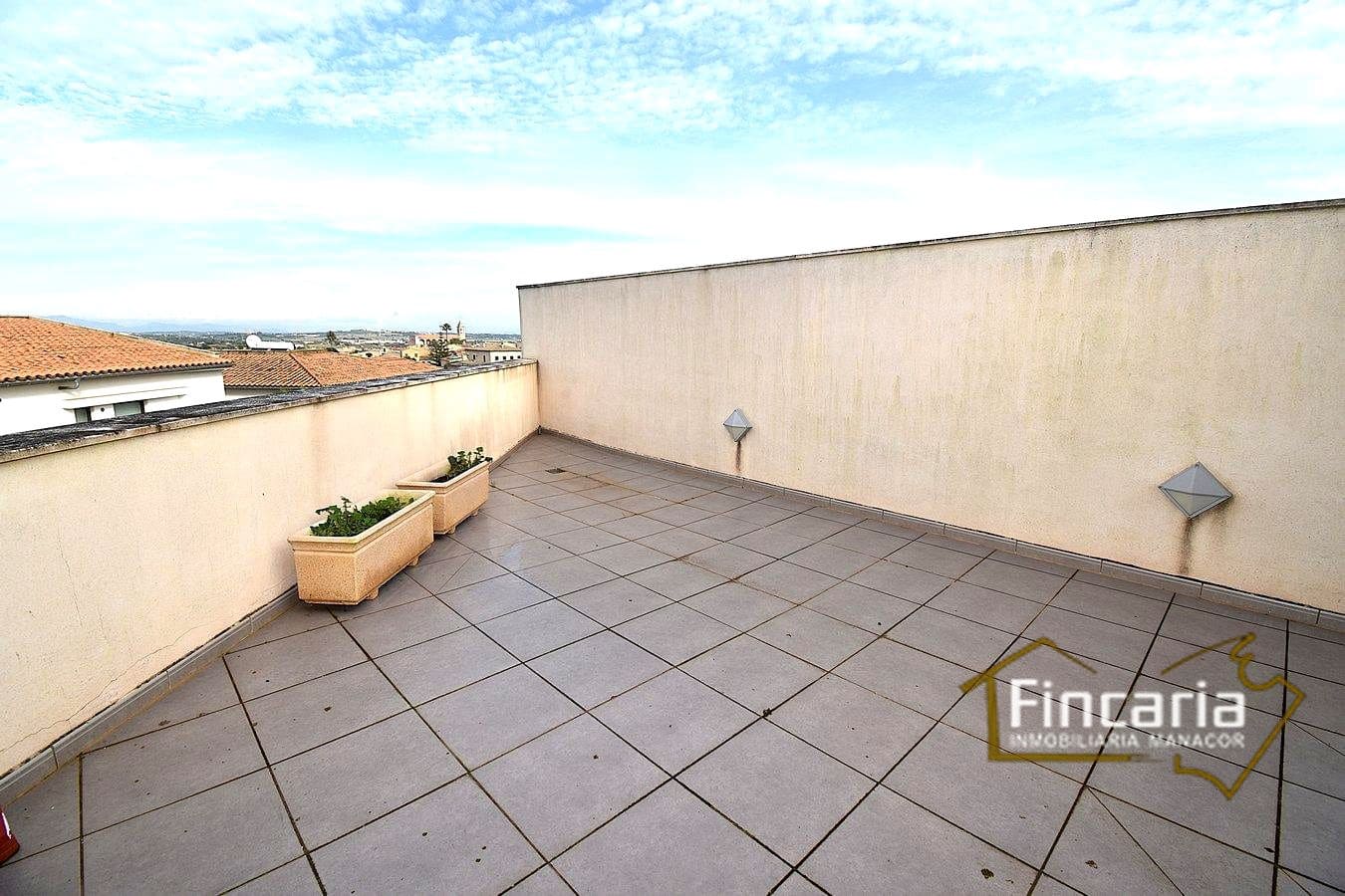 Piso de 3 habitaciones en Petra en venta - 335.000 € (Ref: 9484974)