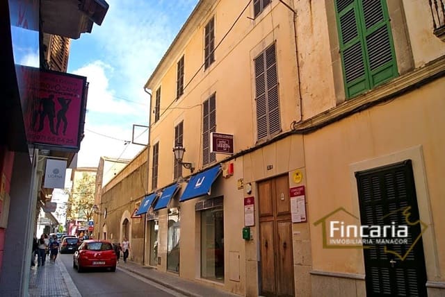 5 soveværelse Kontor til leje i Manacor - € 1.200 (Ref: 9566392)