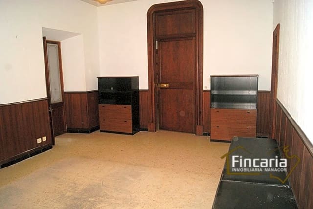 5 soveværelse Kontor til leje i Manacor - € 1.200 (Ref: 9566392)