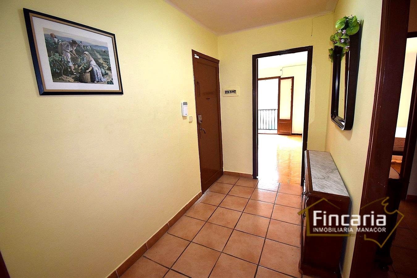 3 bedroom Flat for sale in Portocristo / Port de Manacor - € 216,000 (Ref: 9570278)