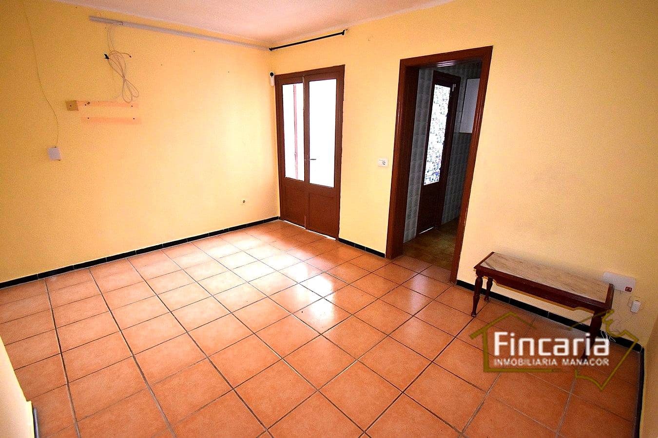 3 bedroom Flat for sale in Portocristo / Port de Manacor - € 216,000 (Ref: 9570278)