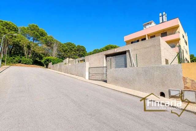 Grond te koop in Cala Ratjada, Capdepera - € 480.000 (Ref: 9645896)